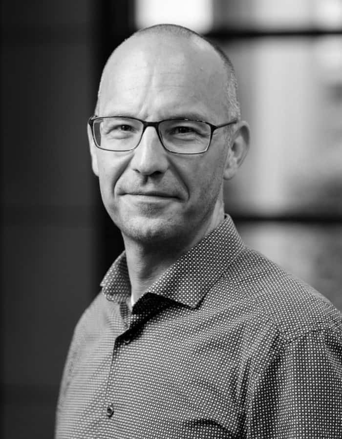 Dr. Nikolai Bauer